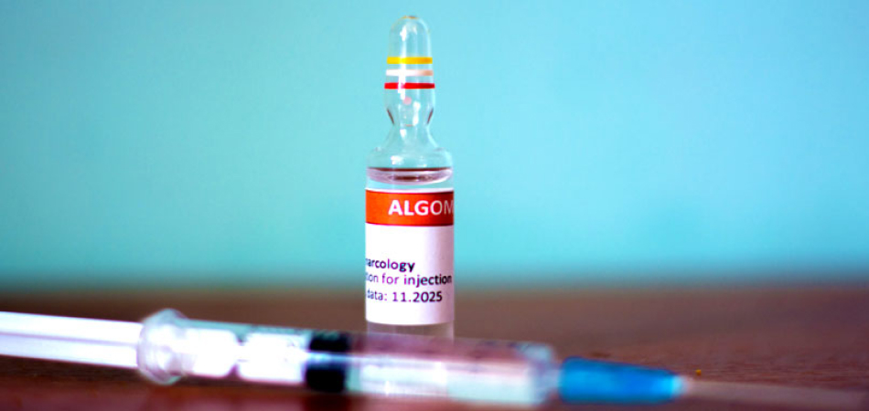 Алгоминал аквилонг. Таблетки для кодирования от алкоголизма. Укол алгоминала. Закодирование от алкоголя. Препараты для кодирования от алкоголизма в ампулах.